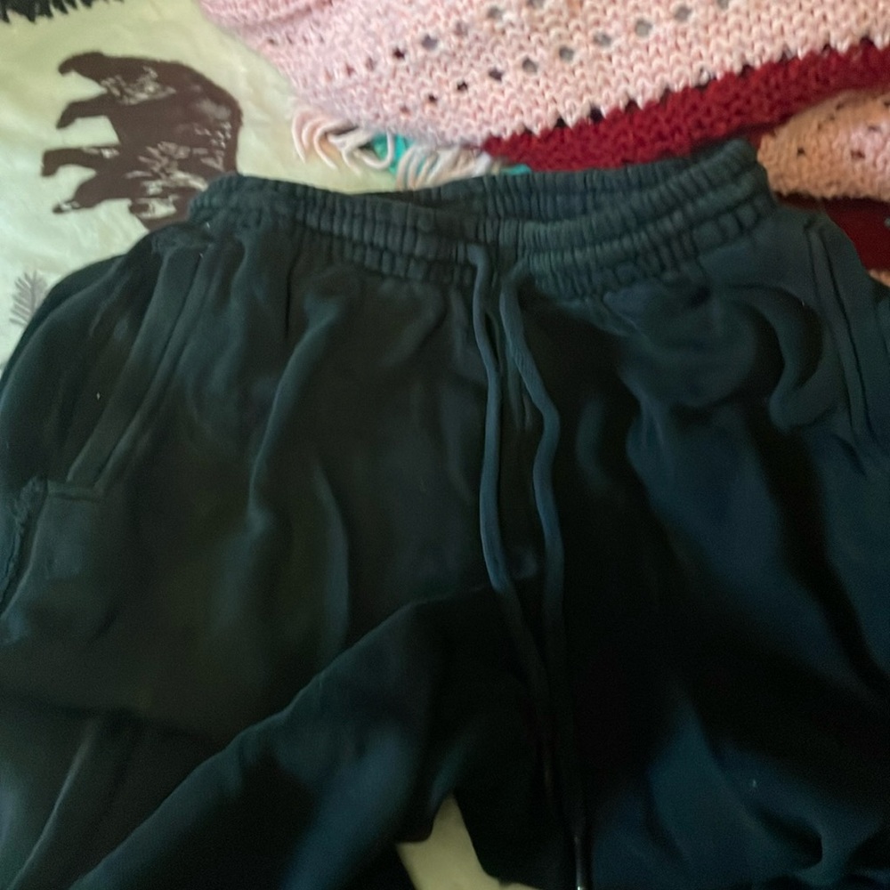 Arie, sweat pants, joggers, size small, good condition